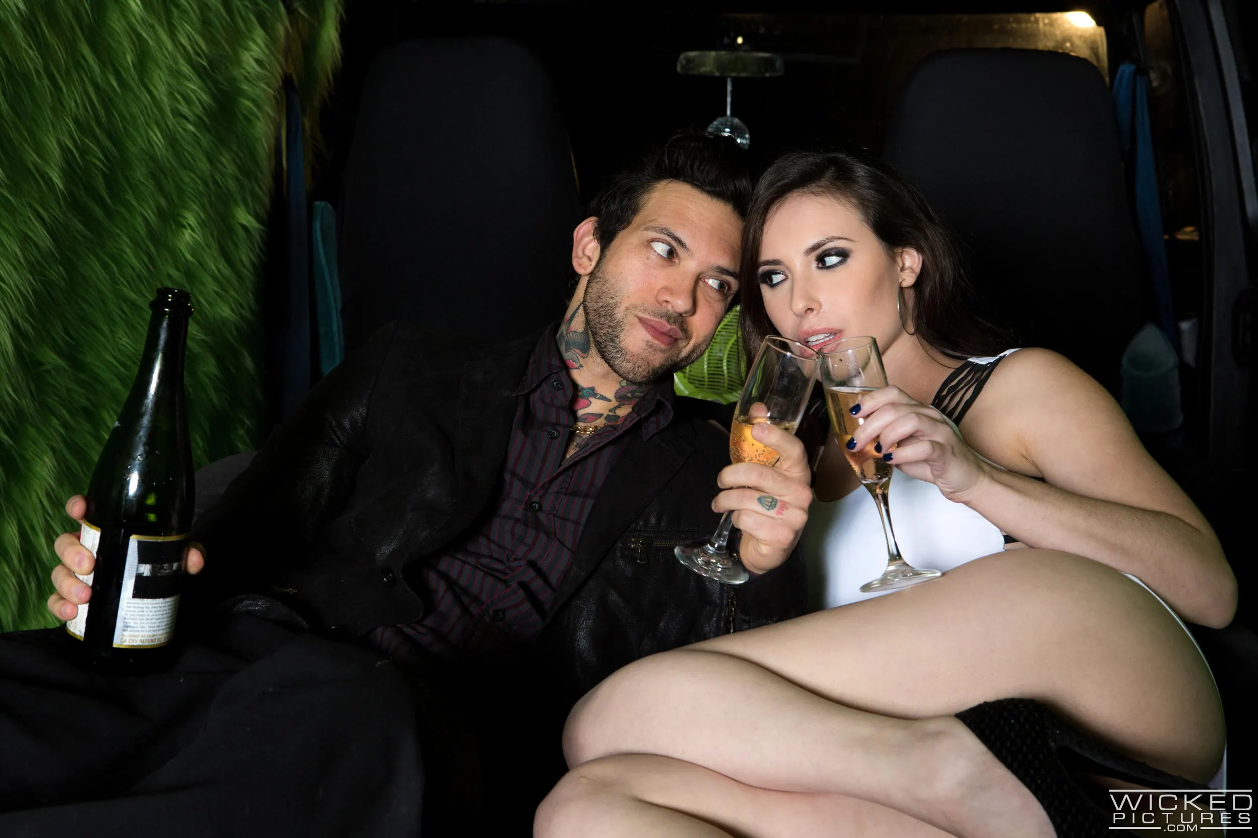 Casey Calvert - Fin de semana para recordar escena 4 | Picture (15)