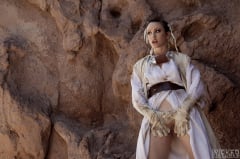 Jennifer White - Star Wars XXX: A Porn Parody Scene 2 | Picture (10)