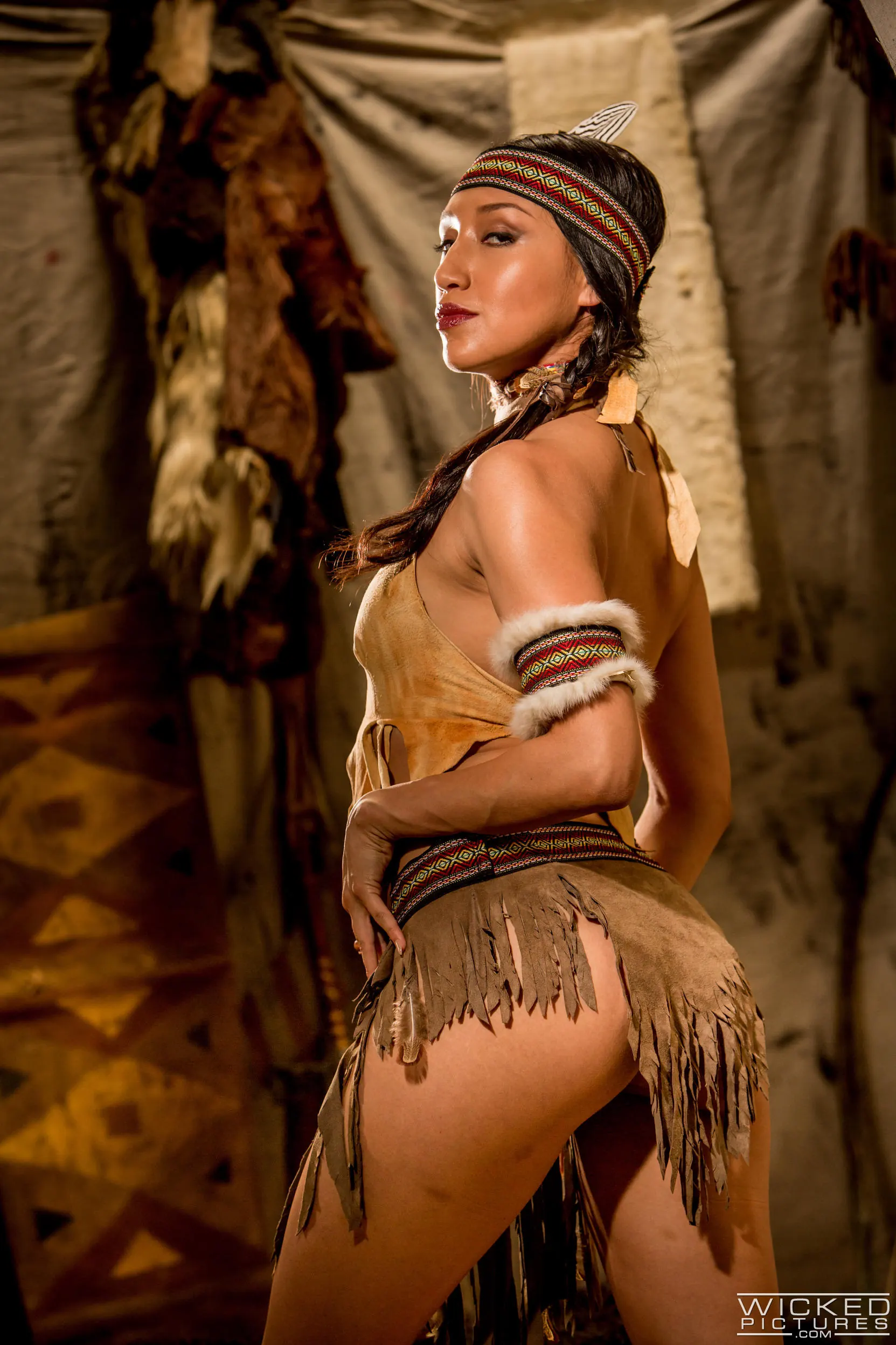 Riley Steele - Peter pan xxx: una parodia de Axel Braun escena 4 | Picture (1)