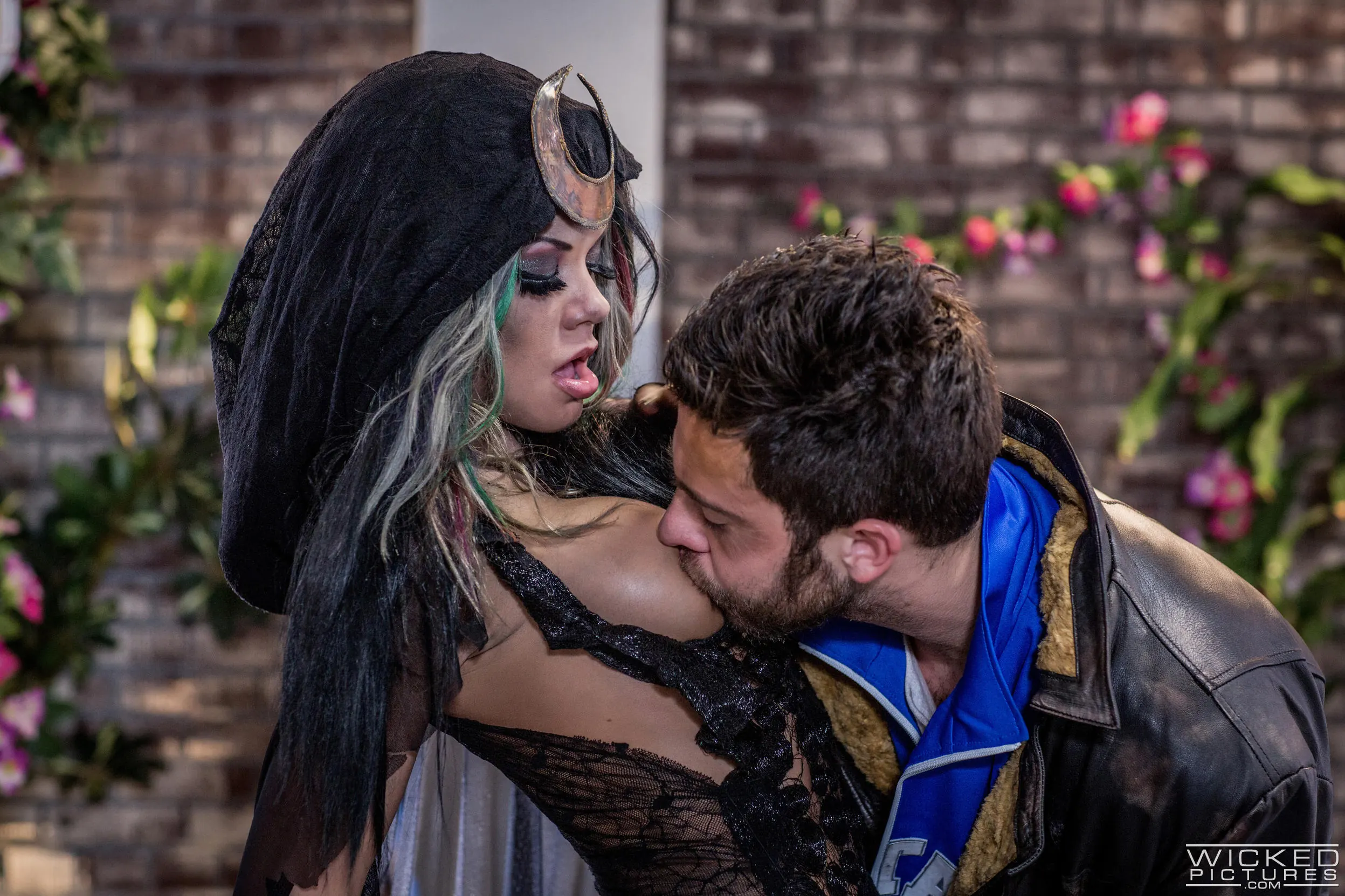Riley Steele - Escuadrón suicida xxx: una escena de parodia de Axel Braun 2 | Picture (6)